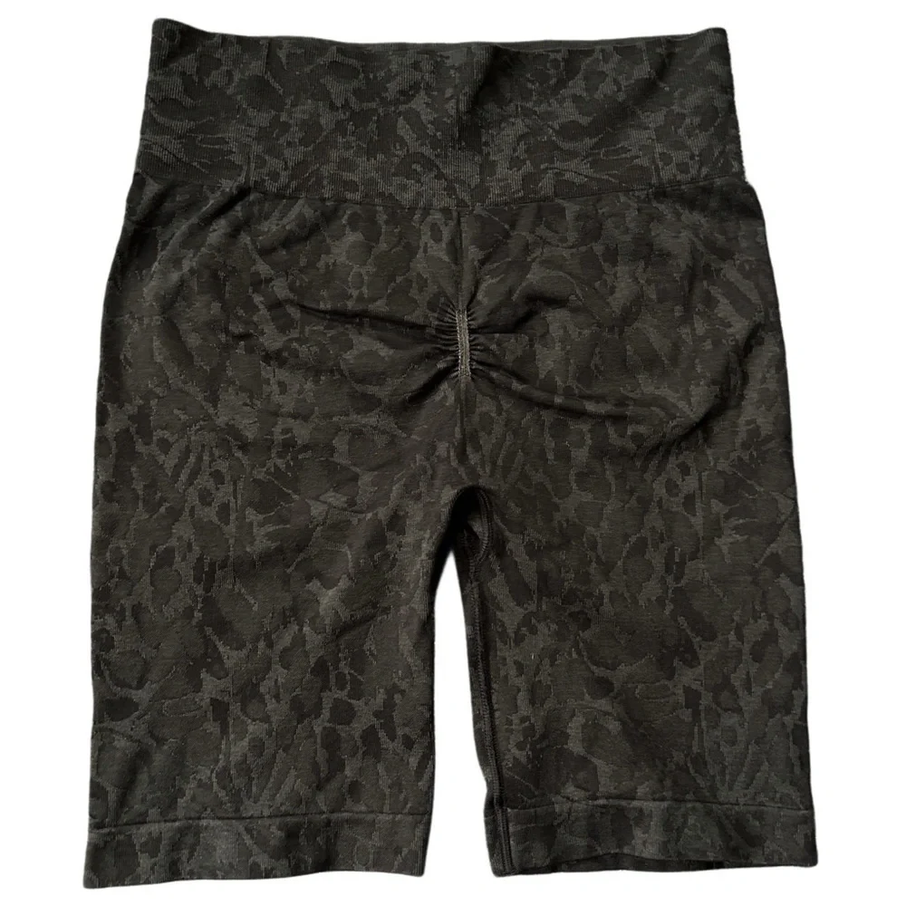 Gymshark Black Adapt Animal Seamless Cycling Shorts Size Small